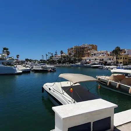 G33 Cabopino Apartment *