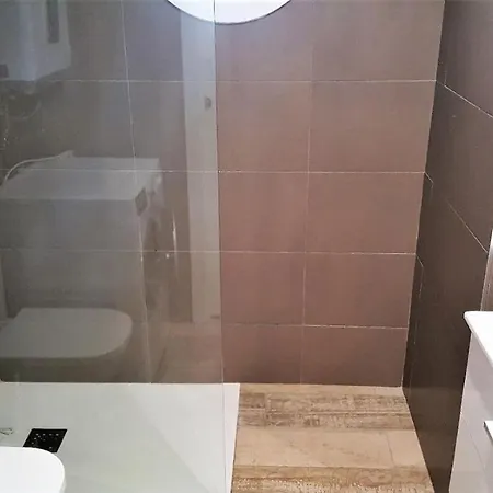 G33 Cabopino Apartment
